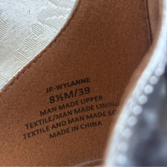 NWOT Jessica Simpson Silver/Crystal Waylane Sandal, Size 8.5 - Picture 13 of 15